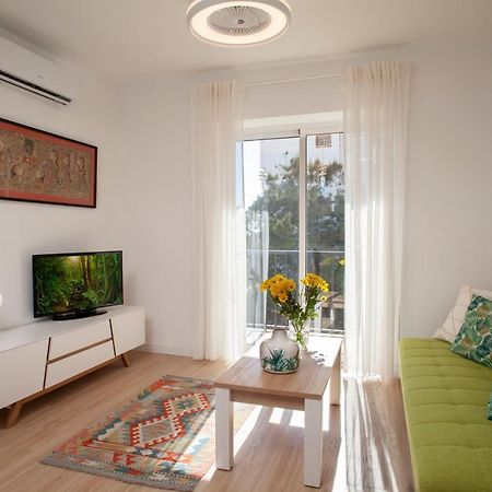 Lovely Beachfront Apartment In Calahonda Sitio de Calahonda 外观 照片