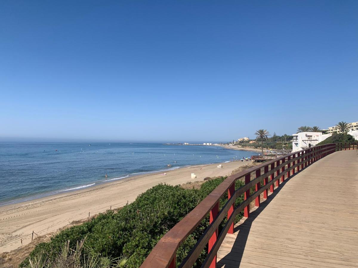 Lovely Beachfront Apartment In Calahonda Sitio de Calahonda 外观 照片